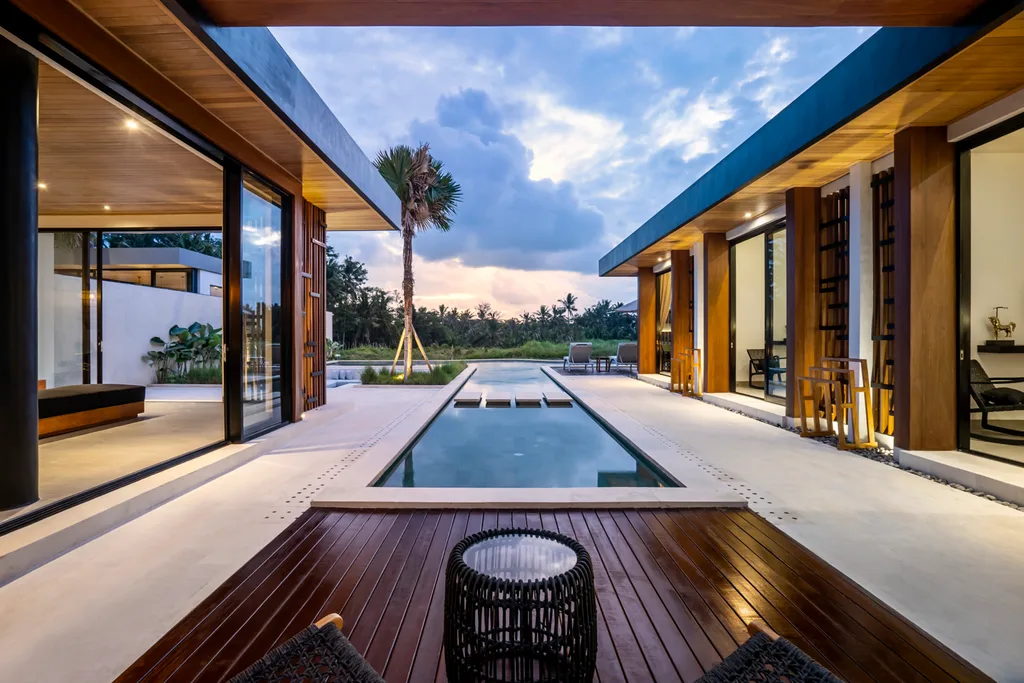 Modern 4-Bedroom Villa with Spacious Pool in Ubud for Sale — photo 2