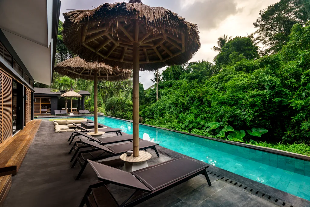 Unique 5-Bedroom Villa in Tebongkang, Ubud for Sale — photo 4