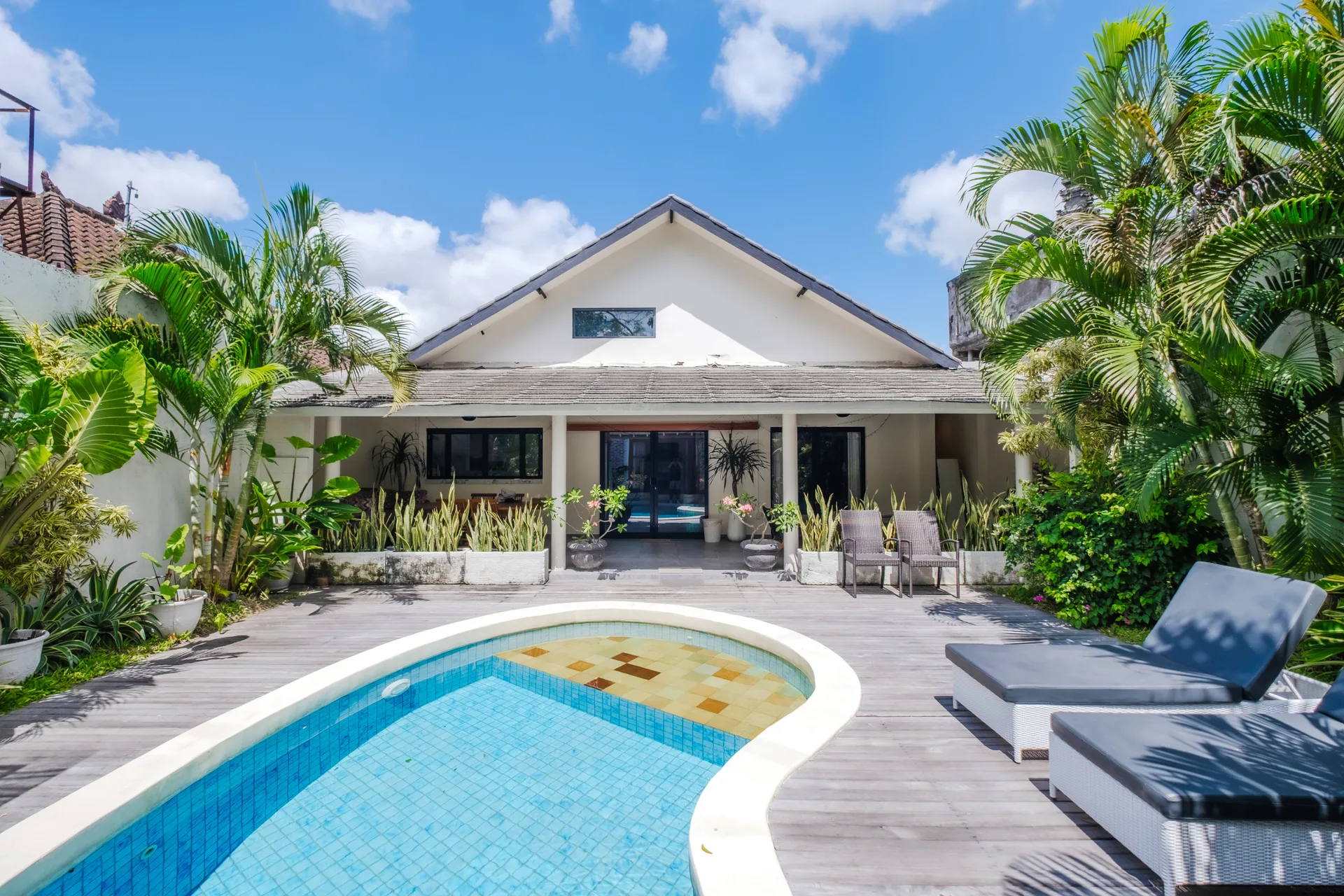 3BR Villa + Bungalow in Kerobokan for Sale