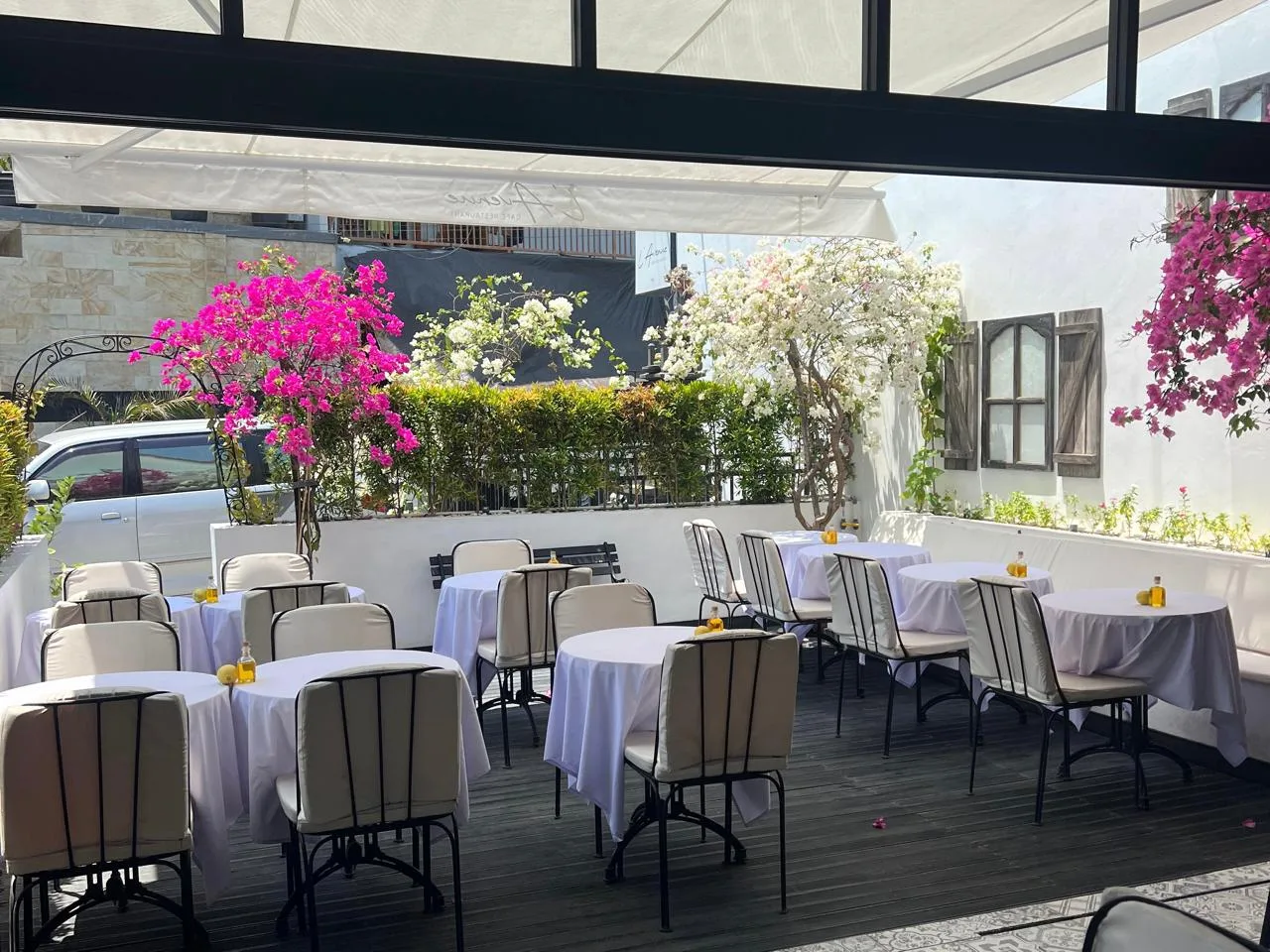 Turnkey Restaurant Lease Opportunity in Prime Bali Location