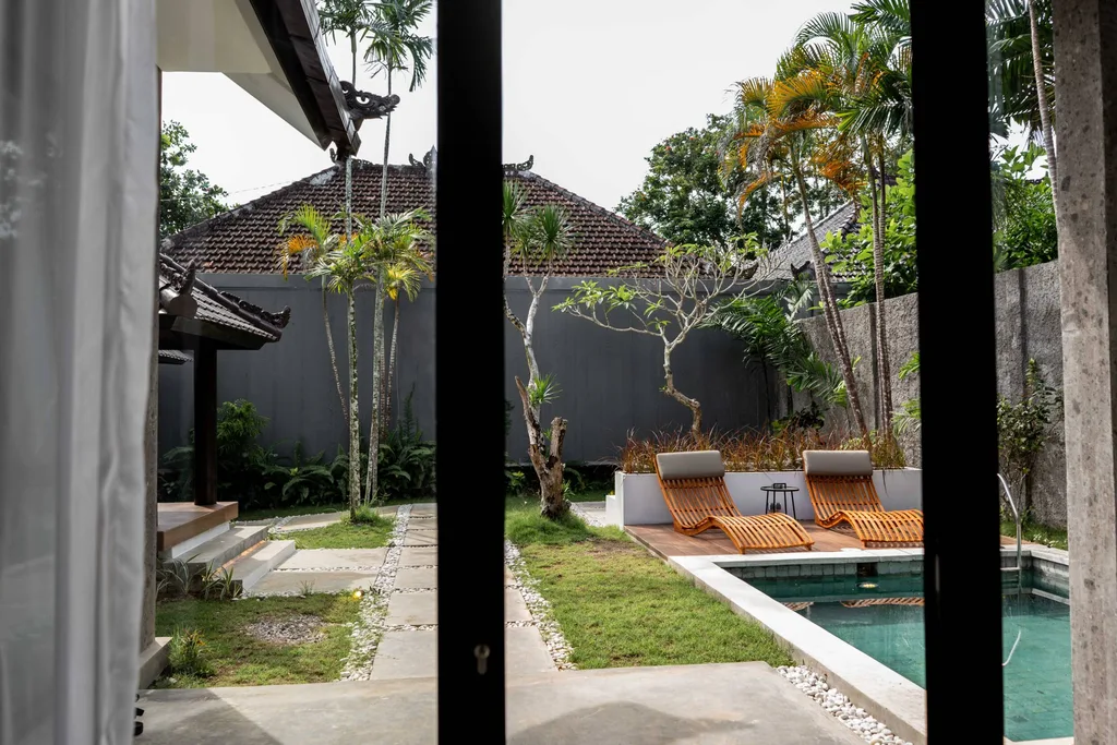 Tropical Villa with 2 Bedrooms in Melasti for Sale