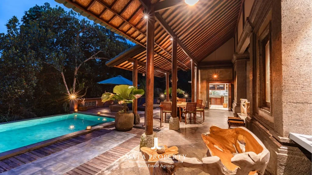 Luxury Jungle View Villa For Sale in Central Ubud with High ROI