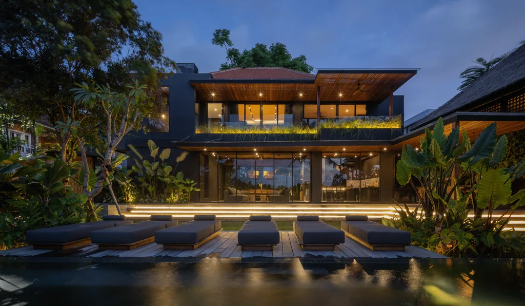 Luxury Modern Villa in Pererenan with Rice Field Views