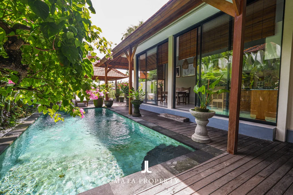 2-Bedroom Villa with Studio and Ricefield View in Junjungan Ubud for Sale