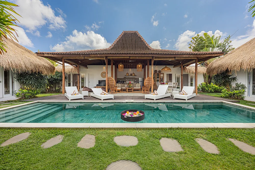 4 Bedroom Villa in Seminyak for Sale