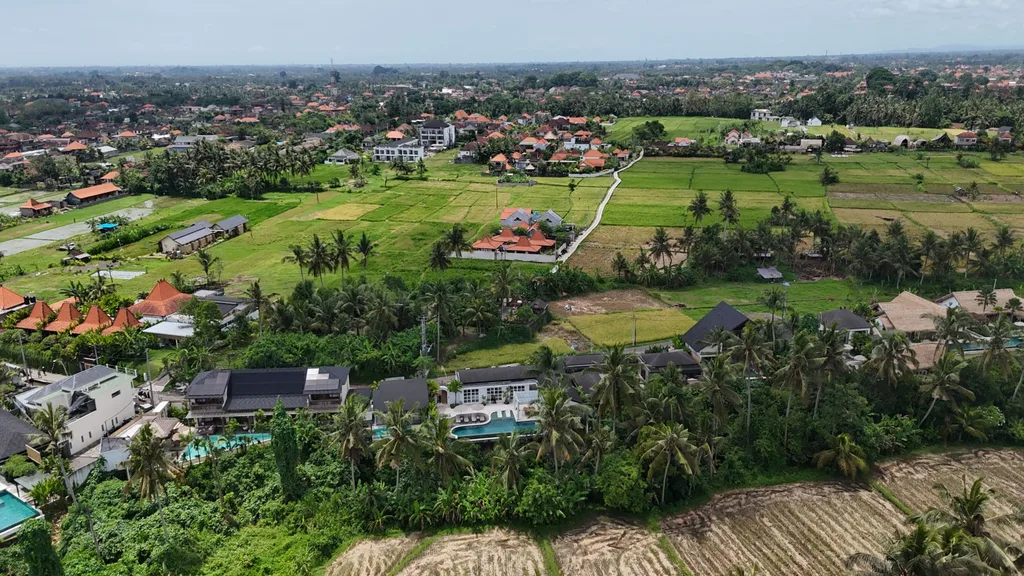 Jungle-View 3 Bedroom Villa in Peliatan, Ubud for Sale — photo 4