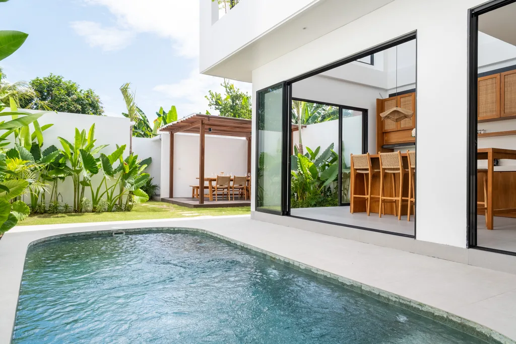 Elegant Modern Villas in Kedungu for Sale Surrounded by Nature — photo 3