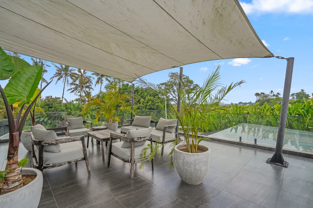 Luxury Modern Villa for Sale in Cemagi with Ocean and Rice Field Views — photo 5