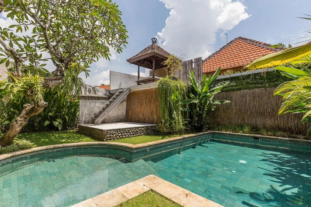 Beautiful 3-Bedroom Balinese-Style Villa in Umalas — photo 2
