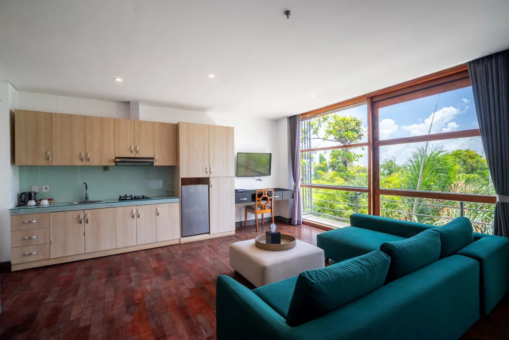Prime 33-Rooms Hotel for Sale in Petitenget, Seminyak, with Rooftop and Restaurant — photo 5
