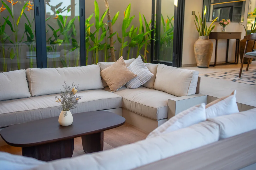 Contemporary 4-Bedroom Villa with Ocean Views in Ungasan, Uluwatu — photo 5