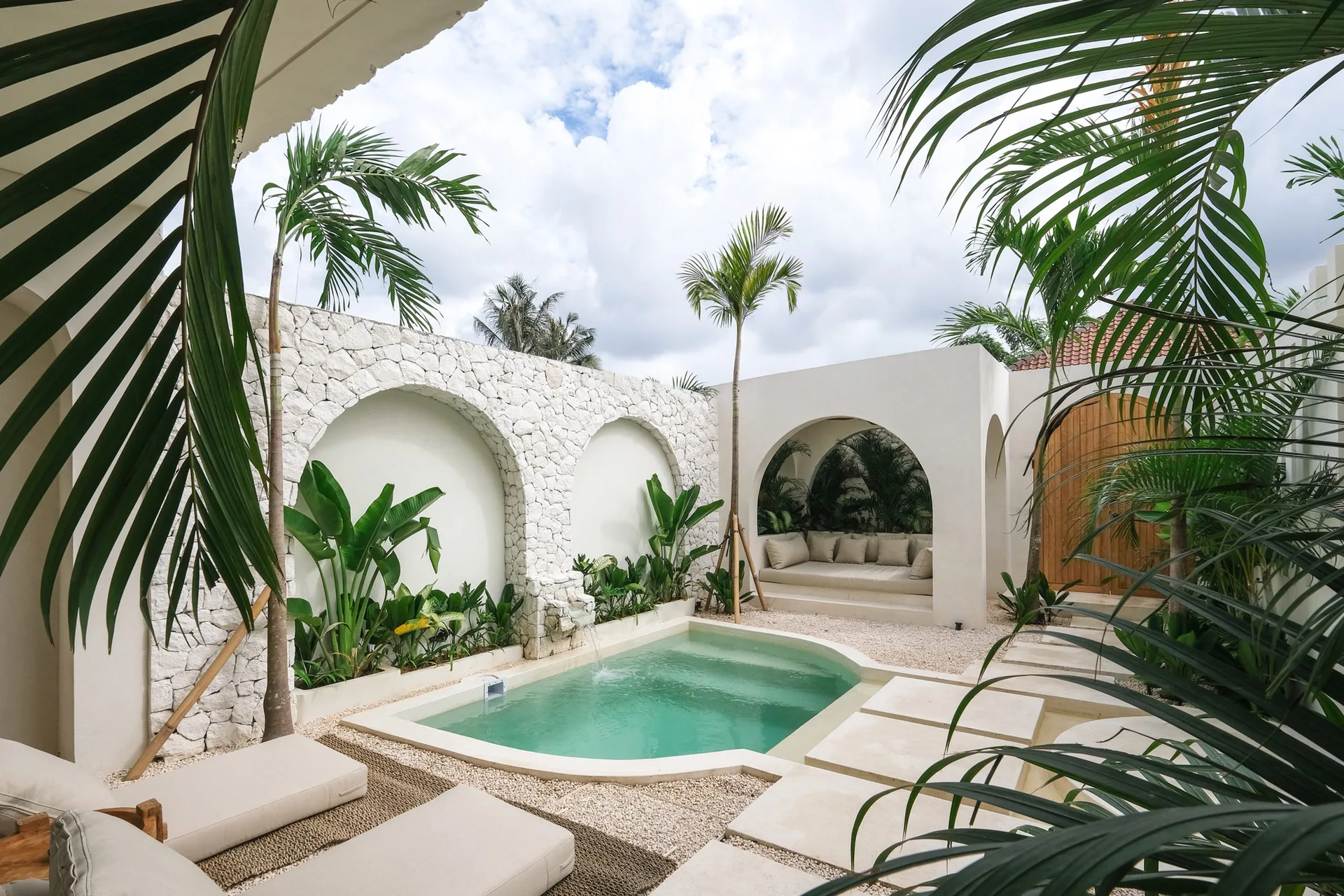 Freehold Villas in Pererenan for Sale
