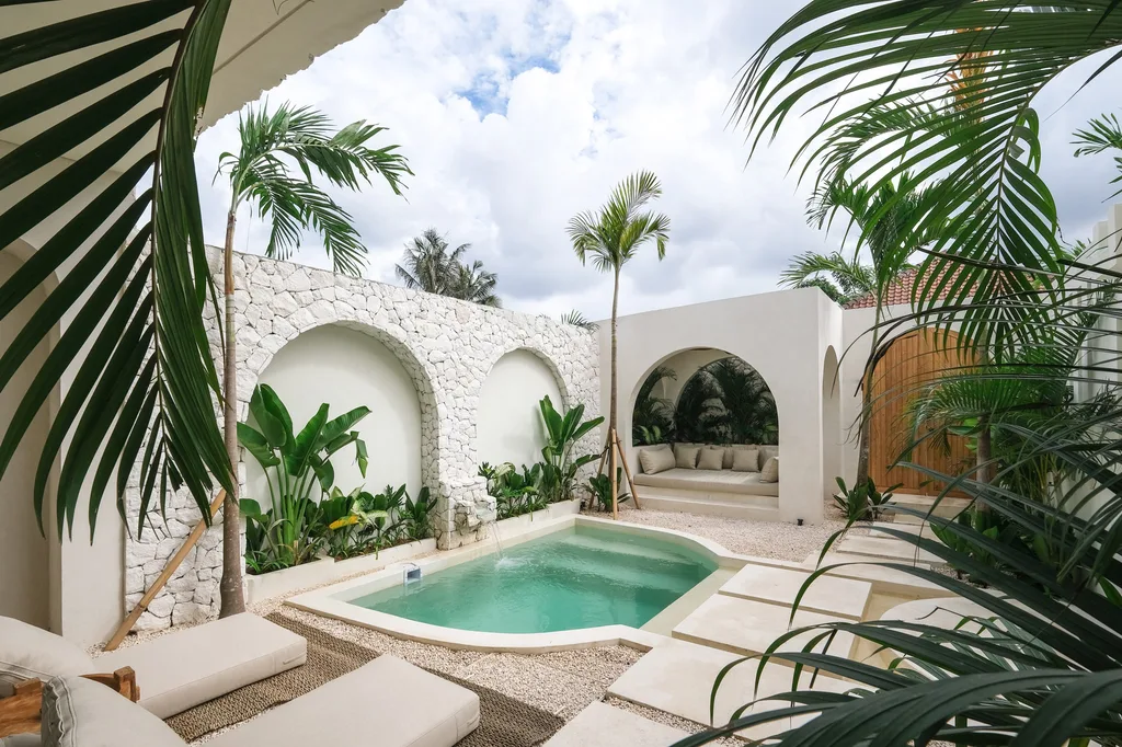 Freehold Villas in Pererenan for Sale