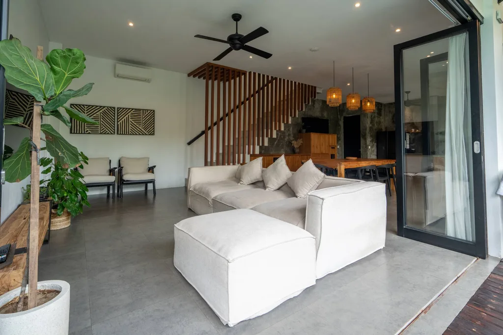 Freehold Villa in Canggu Center for Sale — photo 3