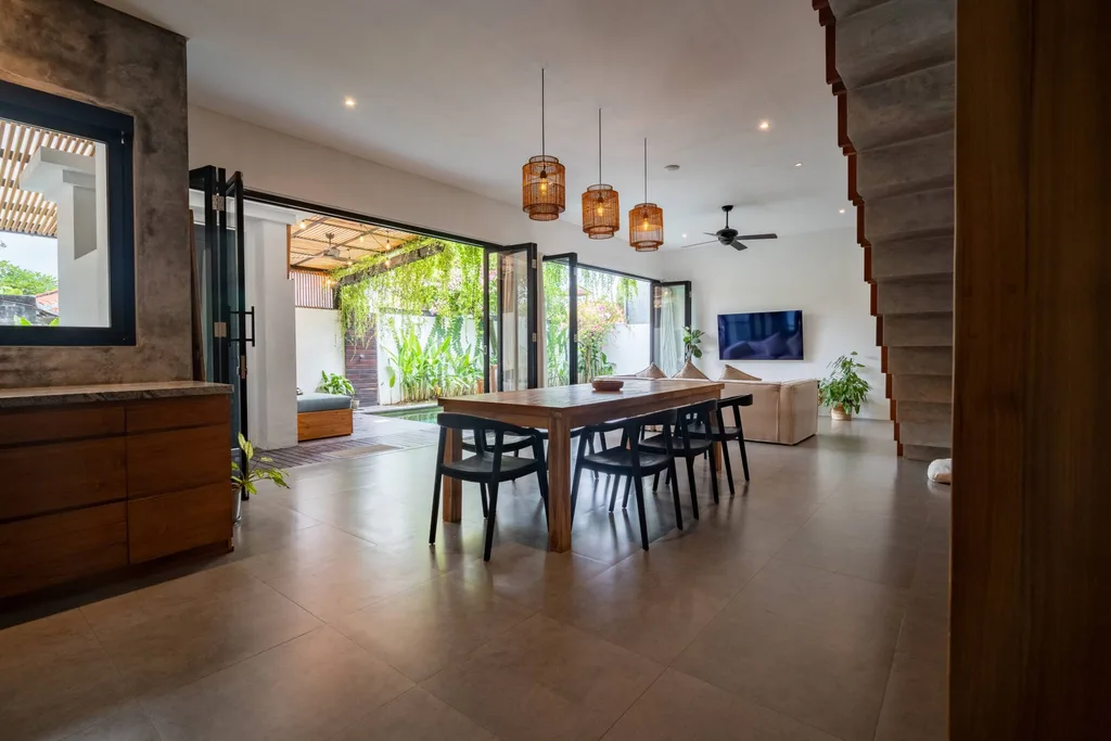 Freehold Villa in Canggu Center for Sale — photo 4