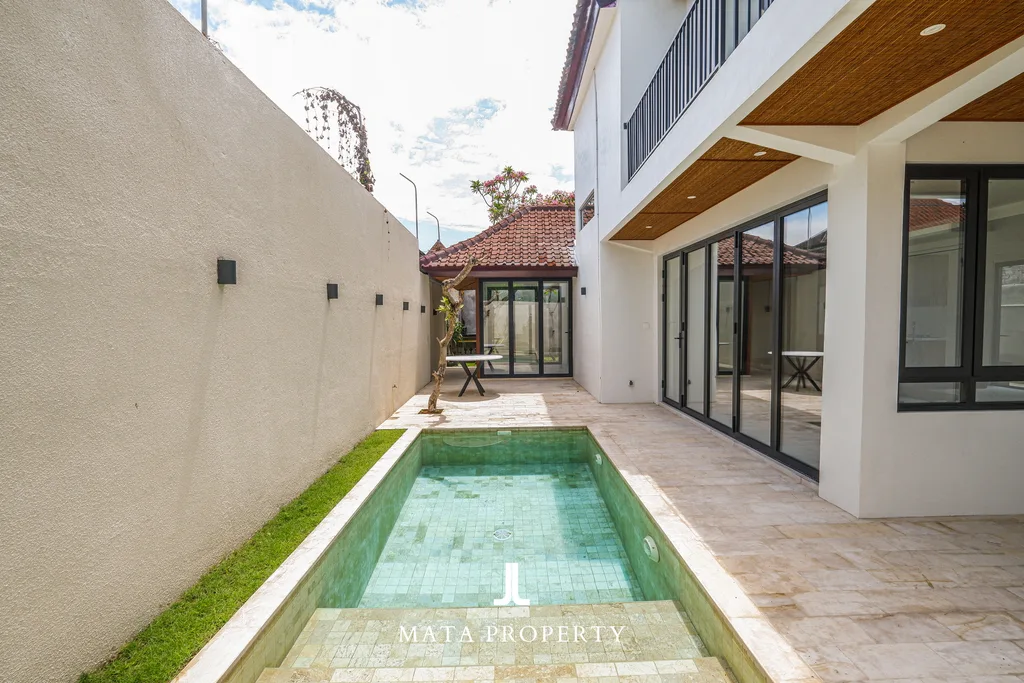Rare Modern 3-Bedroom Villa for Sale in Sanur Beachside — photo 2