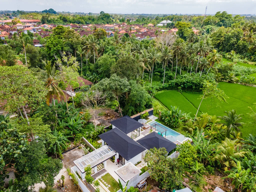 2-Bedroom Villa in Singakerta, Ubud with Rice Field & Jungle Views for Sale — photo 2