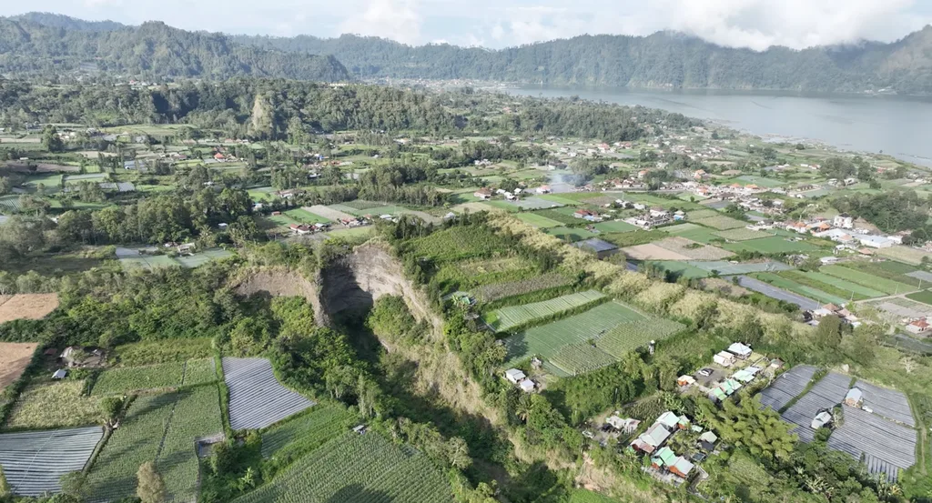Land with Hot Spring Source and Views in Kintamani for Sale