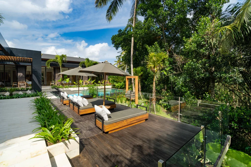 Resort-style 6 Bedroom Freehold Villa for Sale in Pejeng Ubud with Jungle Views — photo 3