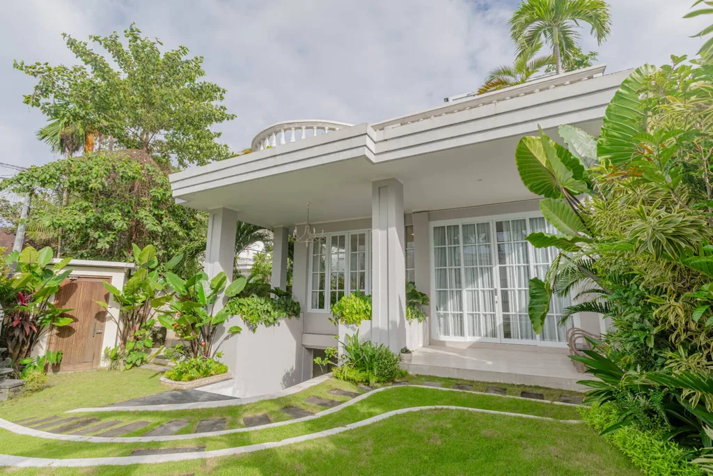 American-Style Luxury 5-Bedroom Villa in Pererenan