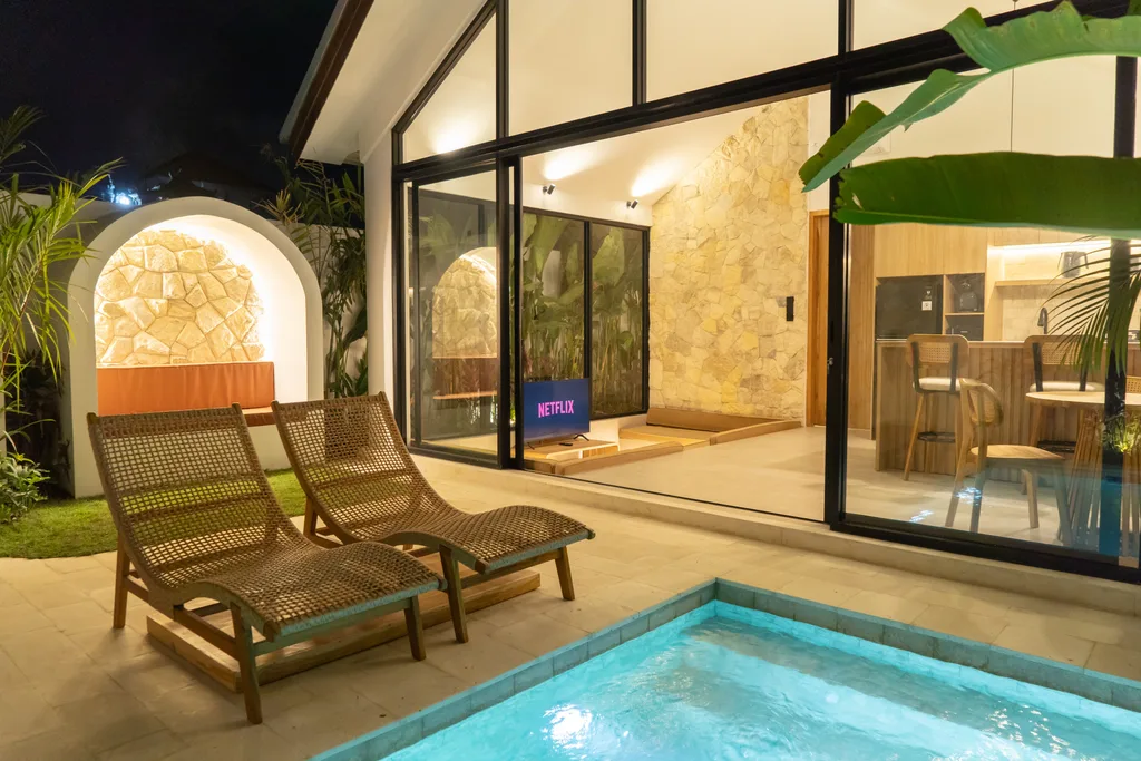 Modern Tropical 1BR Investment Villa in Ungasan Uluwatu for Sale with Private Pool — photo 4