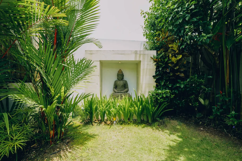 Peaceful One-Bedroom Villa in Nyanyi Beach, at Nuanu City Entrance — photo 3