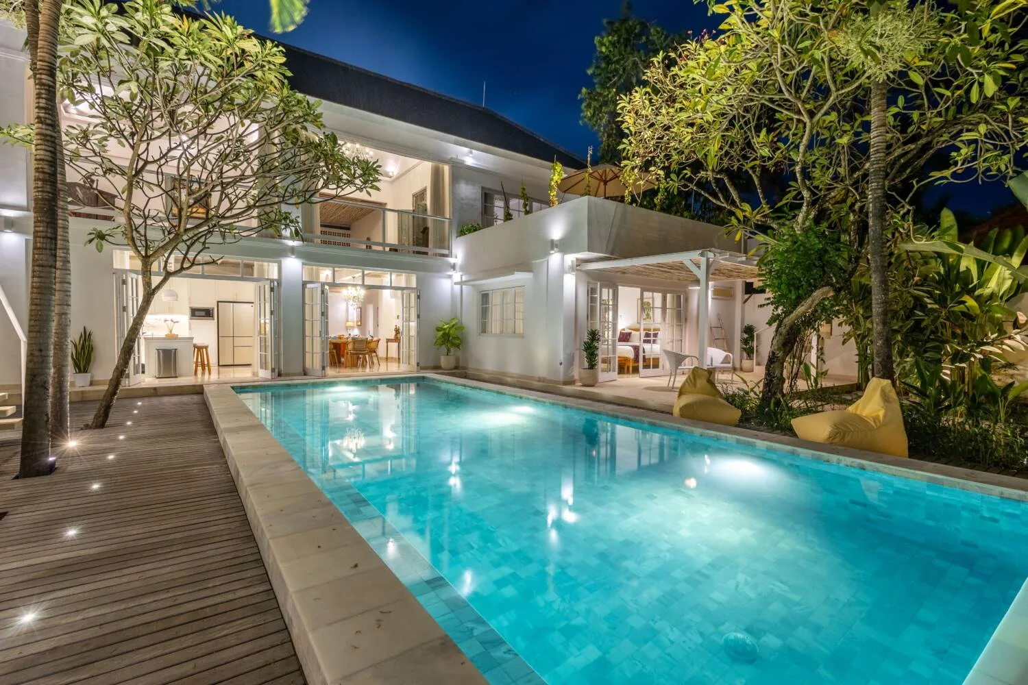 Luxury Tropical Colonial Villa 4 Bedrooms in Sanur