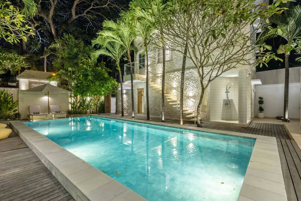 Luxury Tropical Colonial Villa 4 Bedrooms in Sanur — photo 3