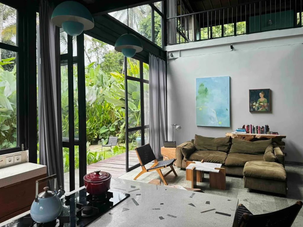 Modern 3 Bedrooms Freehold Villa with River and Jungle Views in South Ubud — photo 3