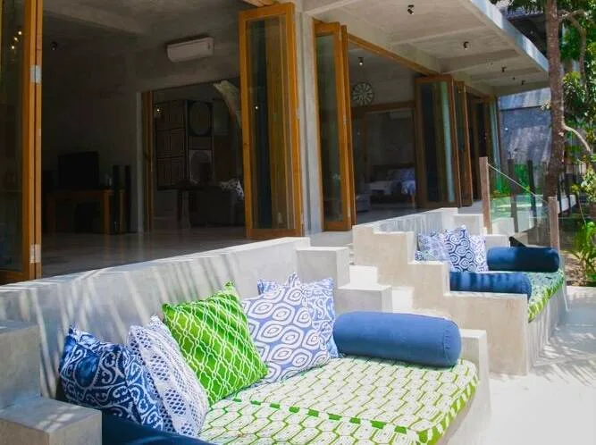 A Rare Three-Villa Estate Above the Petanu River