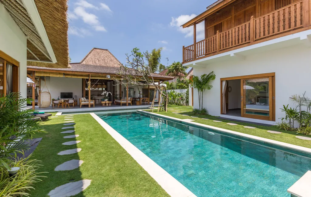 12-14% ROI Turnkey 5-Bedroom Investment Villa in Seminyak for Sale — photo 4