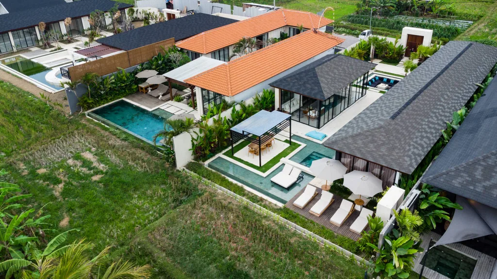 Modern 3-Bedroom Villa in Singakerta, Ubud, Surrounded by Green Zone Rice Fields — photo 5