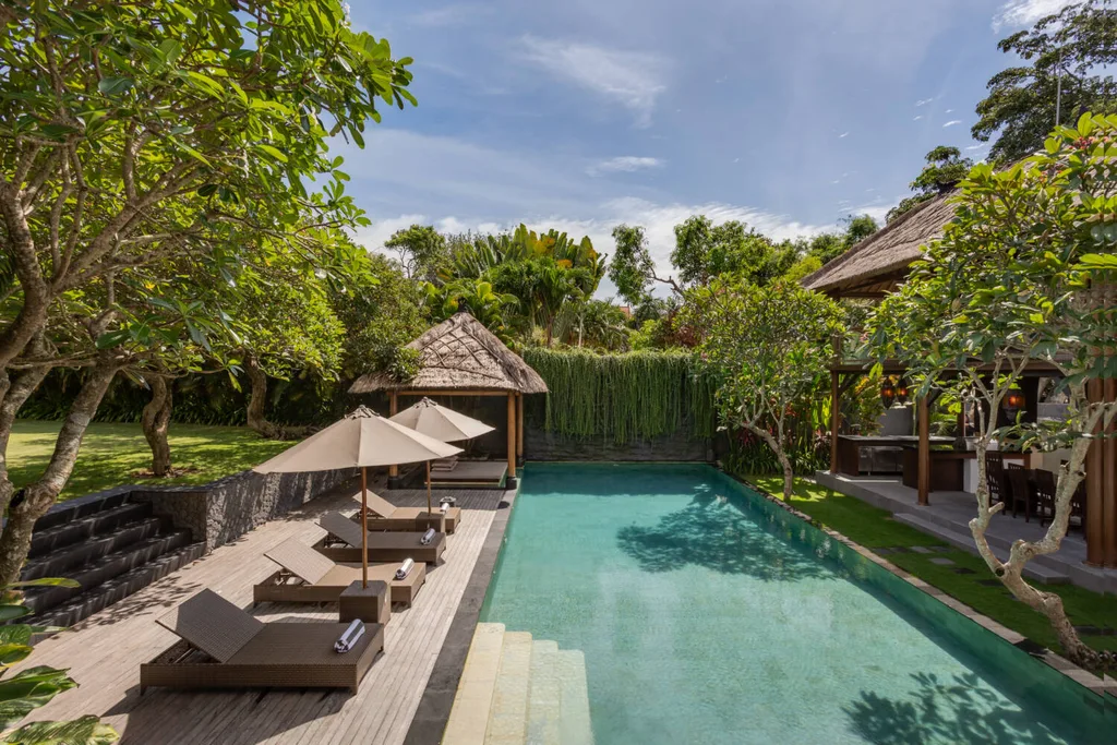 Spacieuse villa de luxe de 6 chambres à vendre à Canggu — photo 3