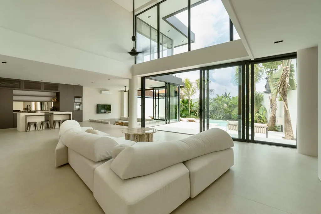 Modern 4 Bedroom Villa in Seminyak for Sale — photo 5