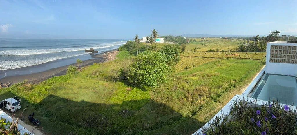 Rare Beachfront Land for Sale in Bali, Pasut – 8.5 Are — photo 2