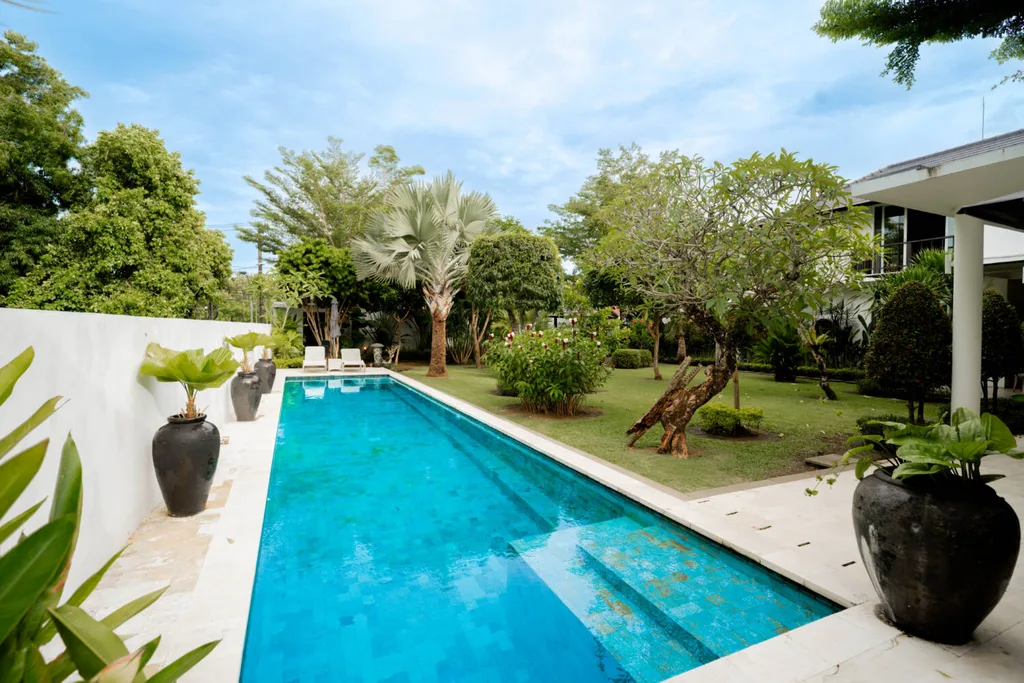 Spacious High Quality 4 Bedroom Freehold Villa for Sale in Jimbaran — photo 2