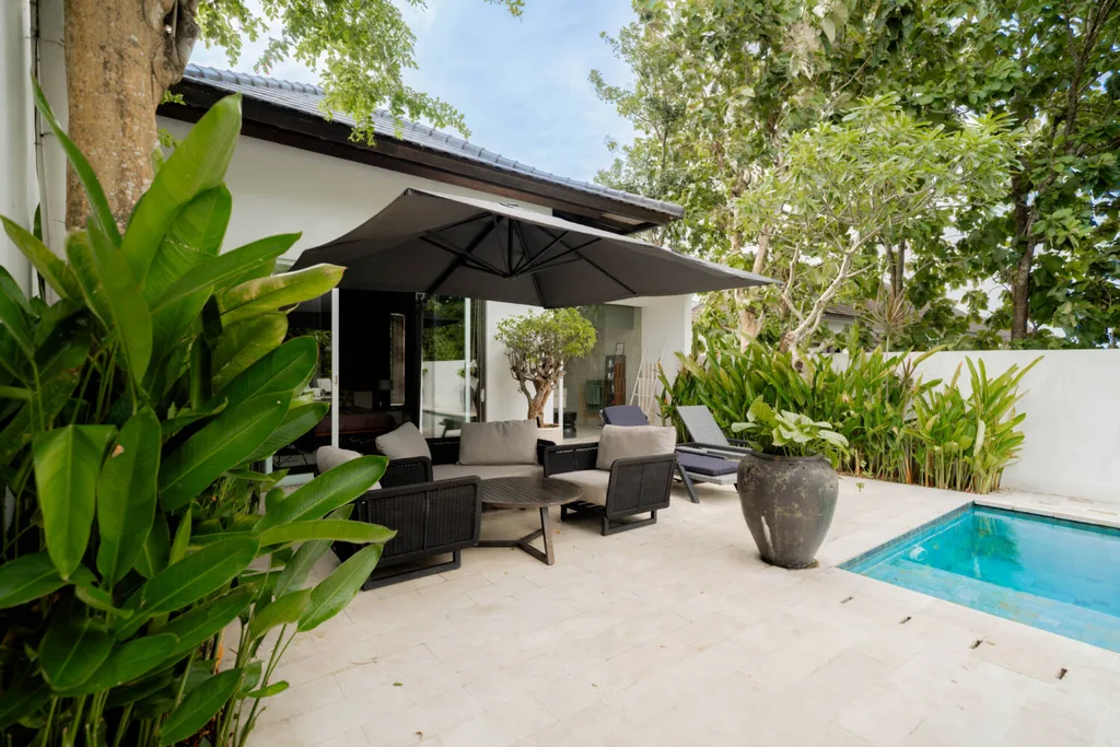 Spacious High Quality 4 Bedroom Freehold Villa for Sale in Jimbaran — photo 3