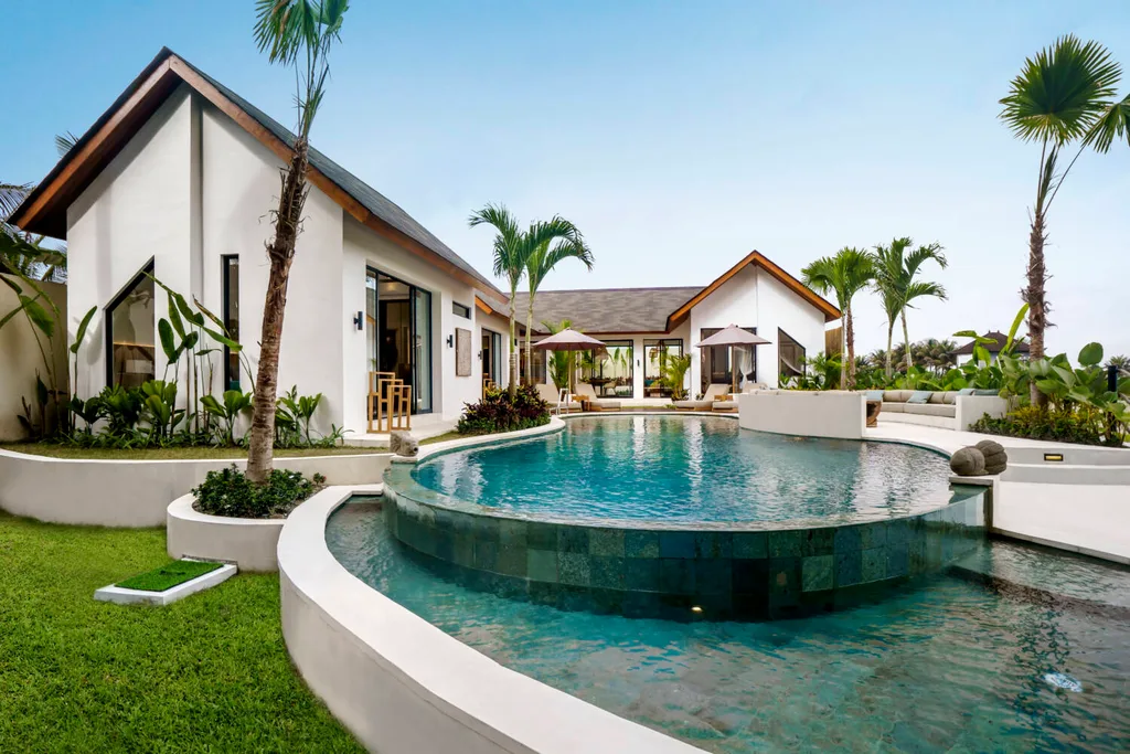 Contemporary 3-Bedroom Rice Field View Villa in Ubud for Sale — photo 4