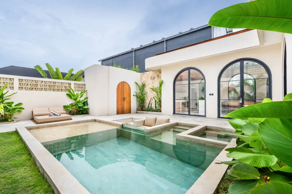 New Modern Tropical Villa for Sale in Kerobokan — photo 3