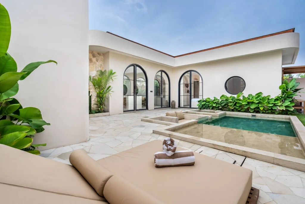 New Modern Tropical Villa for Sale in Kerobokan