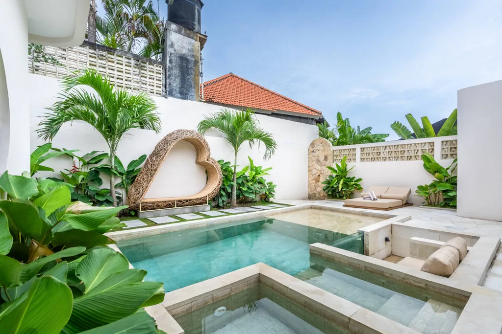 New Modern Tropical Villa for Sale in Kerobokan — photo 5