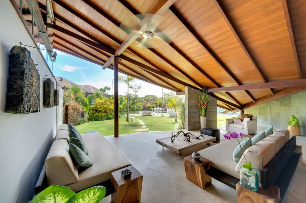 4 Bedroom Villa with Garden in Petitenget, Seminyak Inside Luxury Resort — photo 3