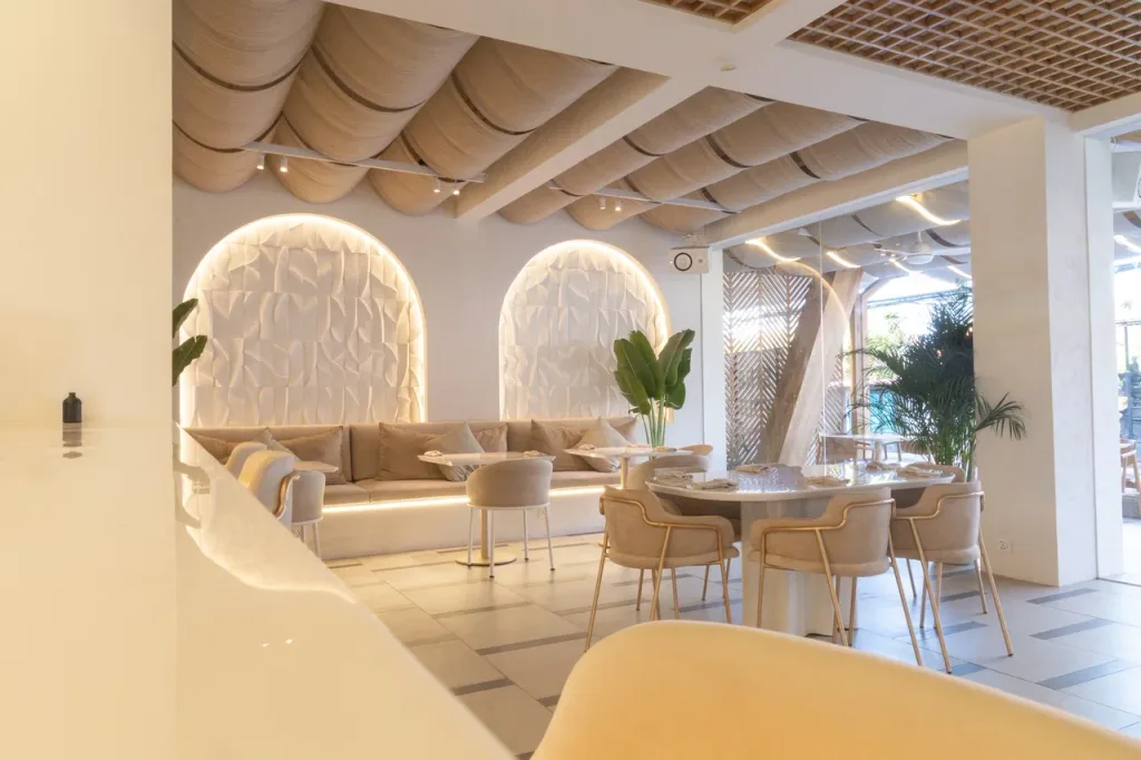 Business Opportunity in Canggu: Restaurant, Bar & Terrace in Batu Bolong