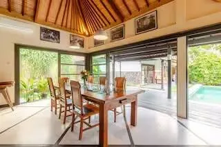 Spacious 5 Bedroom Dual Villa Estate with Two Private Pools — photo 4