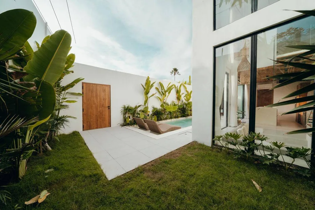 Prime Pink Zone Investment Modern Villa in Kerobokan — photo 4