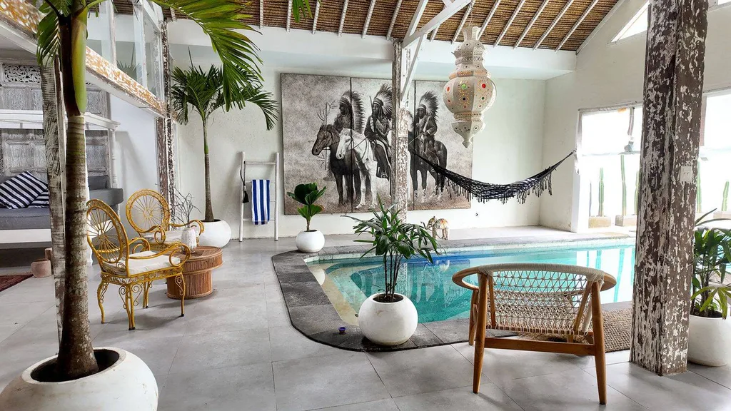 Stylish 4 Bedroom Modern Tropical Villa in Cemagi — photo 2