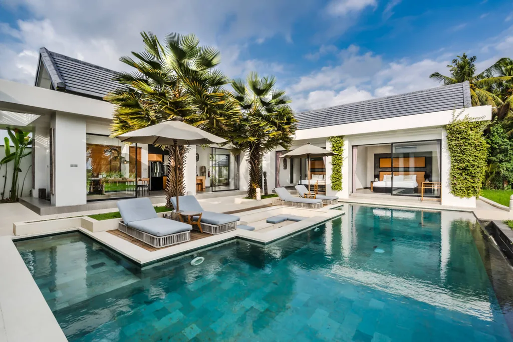 Modern 4 Bedroom Tropical Villa in Ubud for Sale