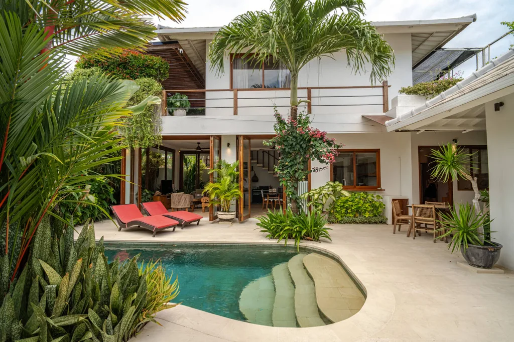 3-Bedroom Villa in Sanur Beachside for Sale with Long Lease