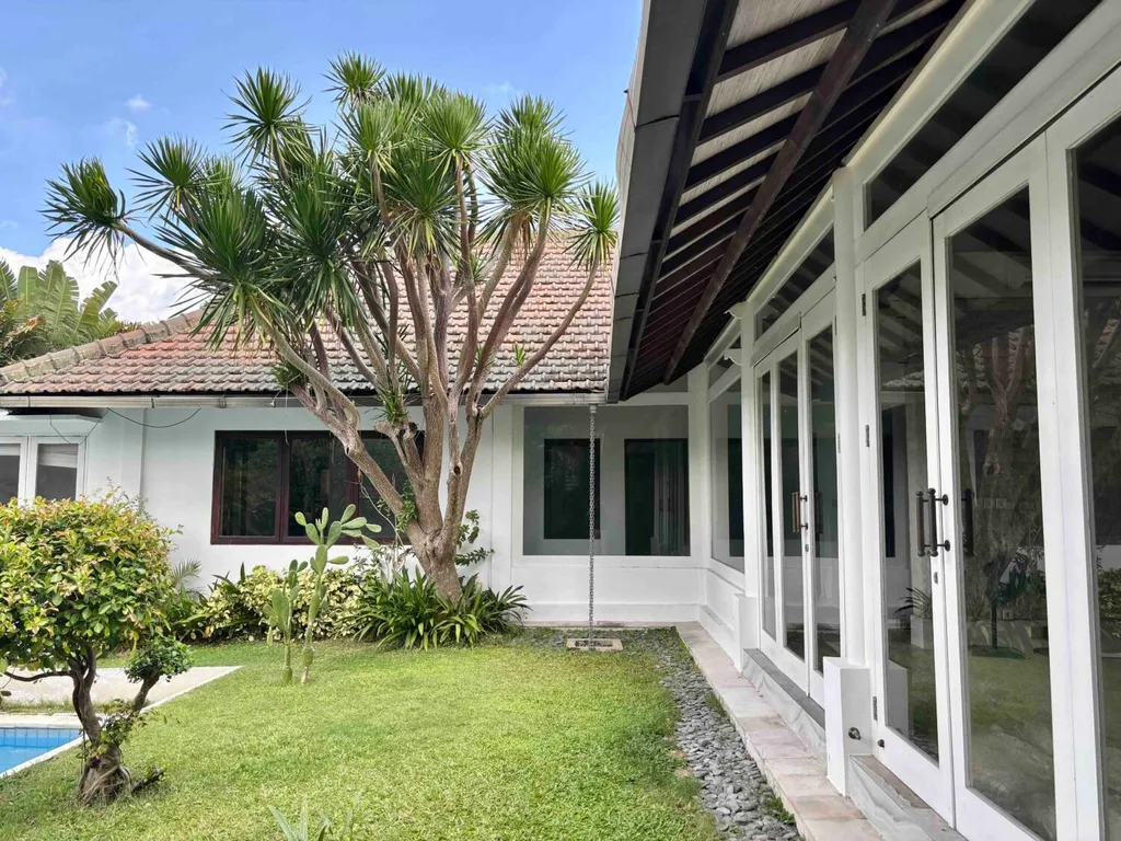 Spacious 4 Bedroom Freehold Villa in Prime Umalas Location — photo 4