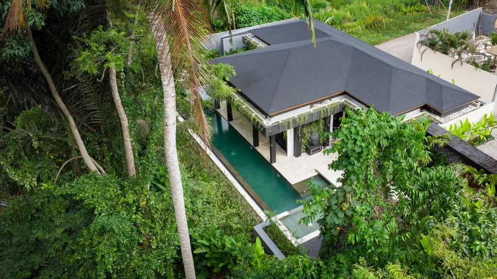 Modern 3-Bedroom Jungle View Villa in Singakerta, Ubud — photo 3